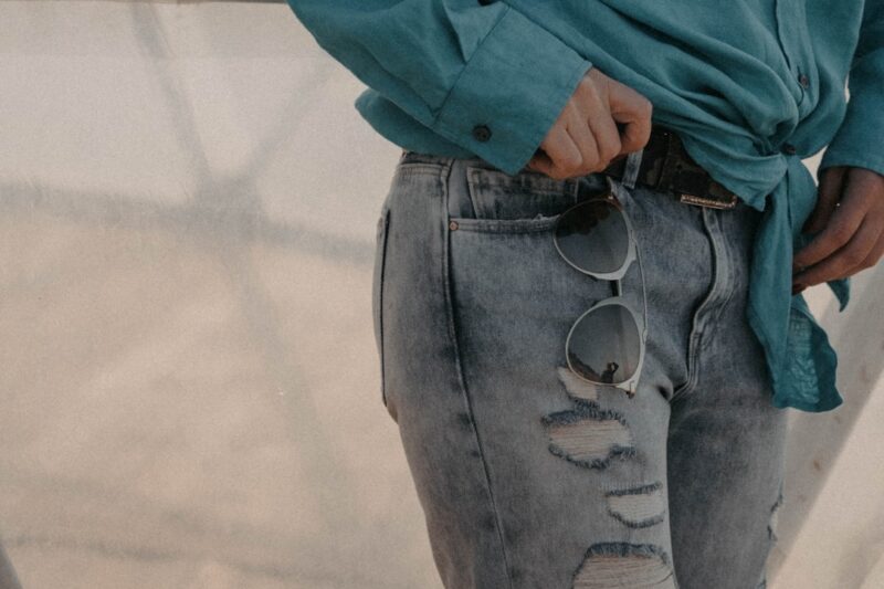 Spodnie typu boyfriend dla kobiet: idealne dla każdej stylowej dziewczyny